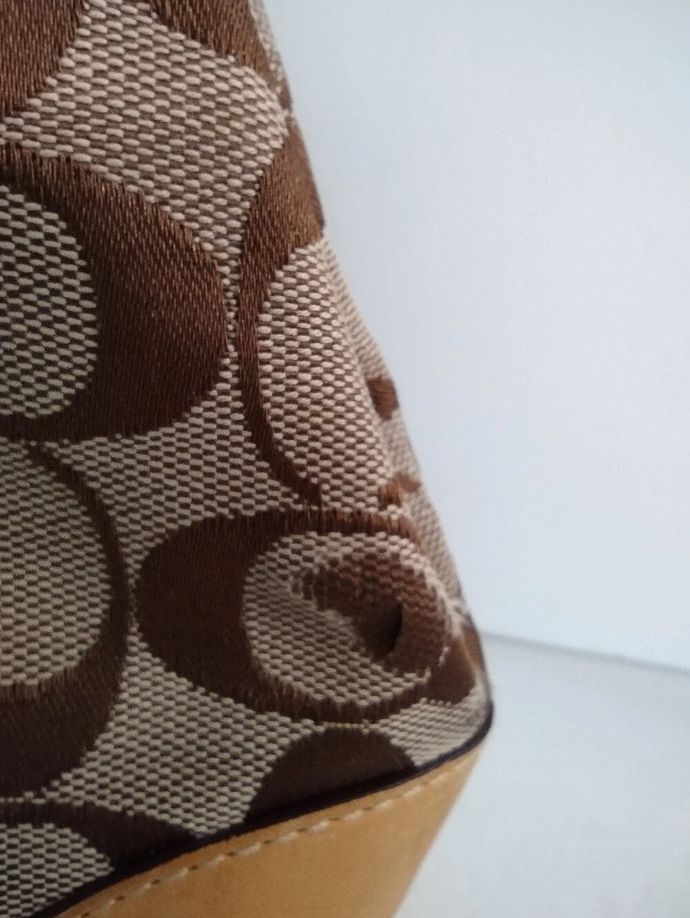 Vintage Y2K Coach Hamptons Signature Carryall Shoulder Bag 6830 Jacquard Tan
